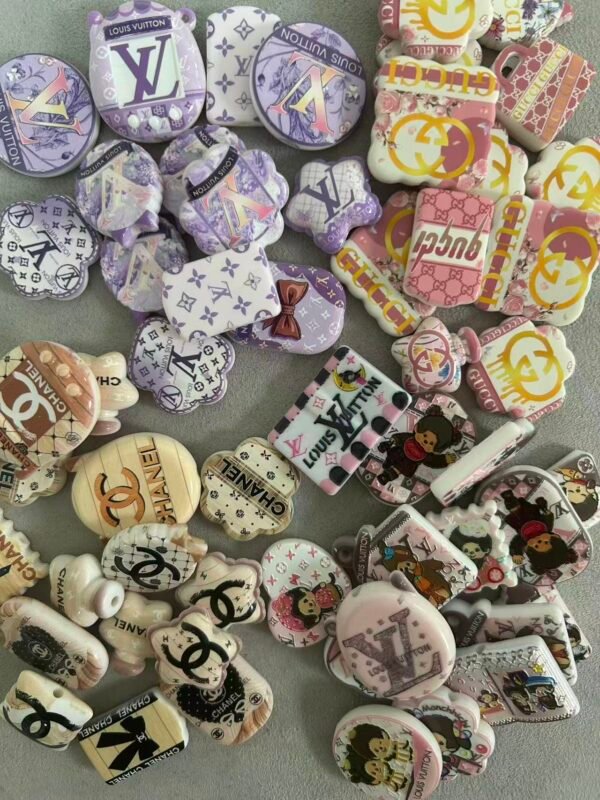 85d6c896f96b4221a70b3a99af6cf3c designer_old